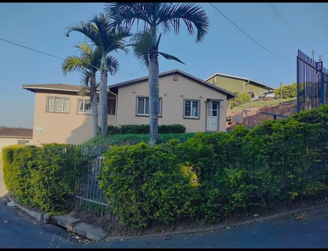 4 BEDROOM HOUSE FOR SALE IN SHALLCROSS